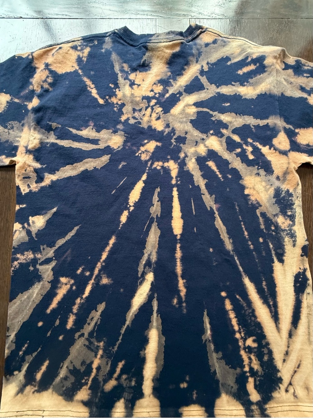 Dallas Gildan Tie-Dye Graphic Tee - Navy & Tan size Large - Picture 6 of 6